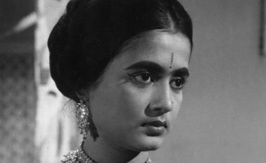 Born in 1945, Das started her acting career in the 60s and had won several accolades for her brilliant performance. Credit: Twitter/@pinkyp_actor