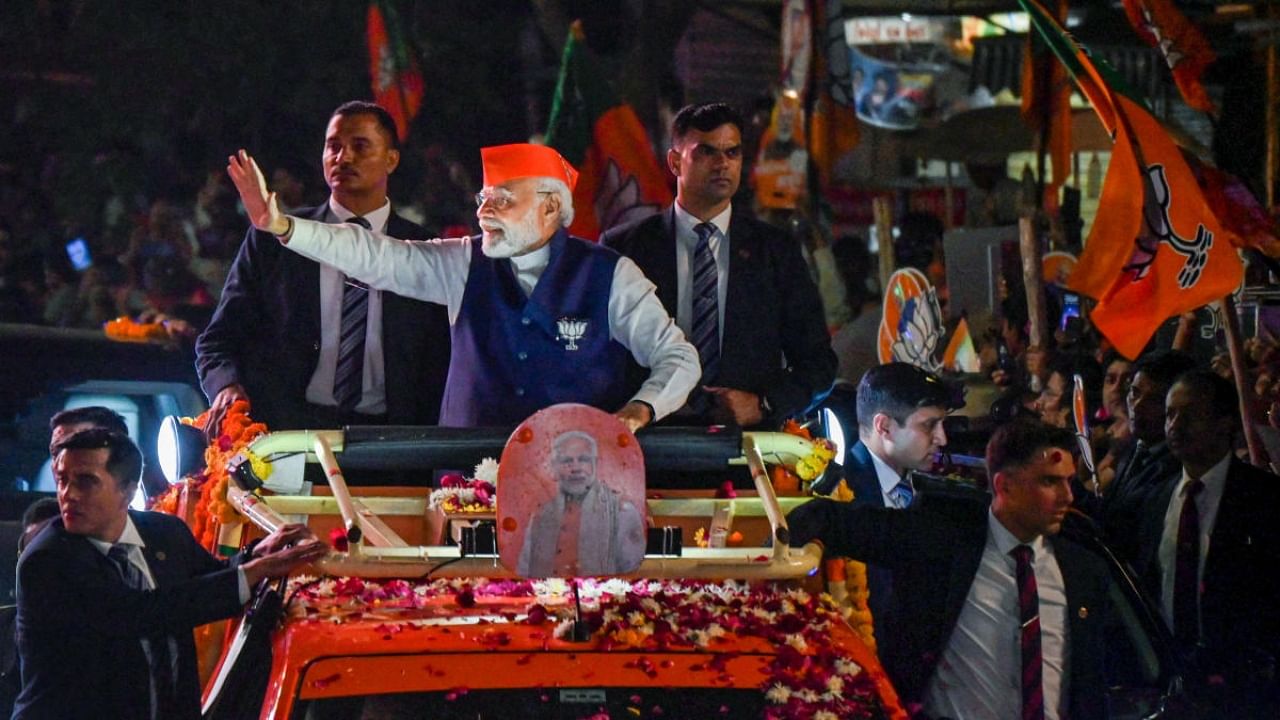 Modi campaigning for Gujarat polls. Credit: PTI Photo