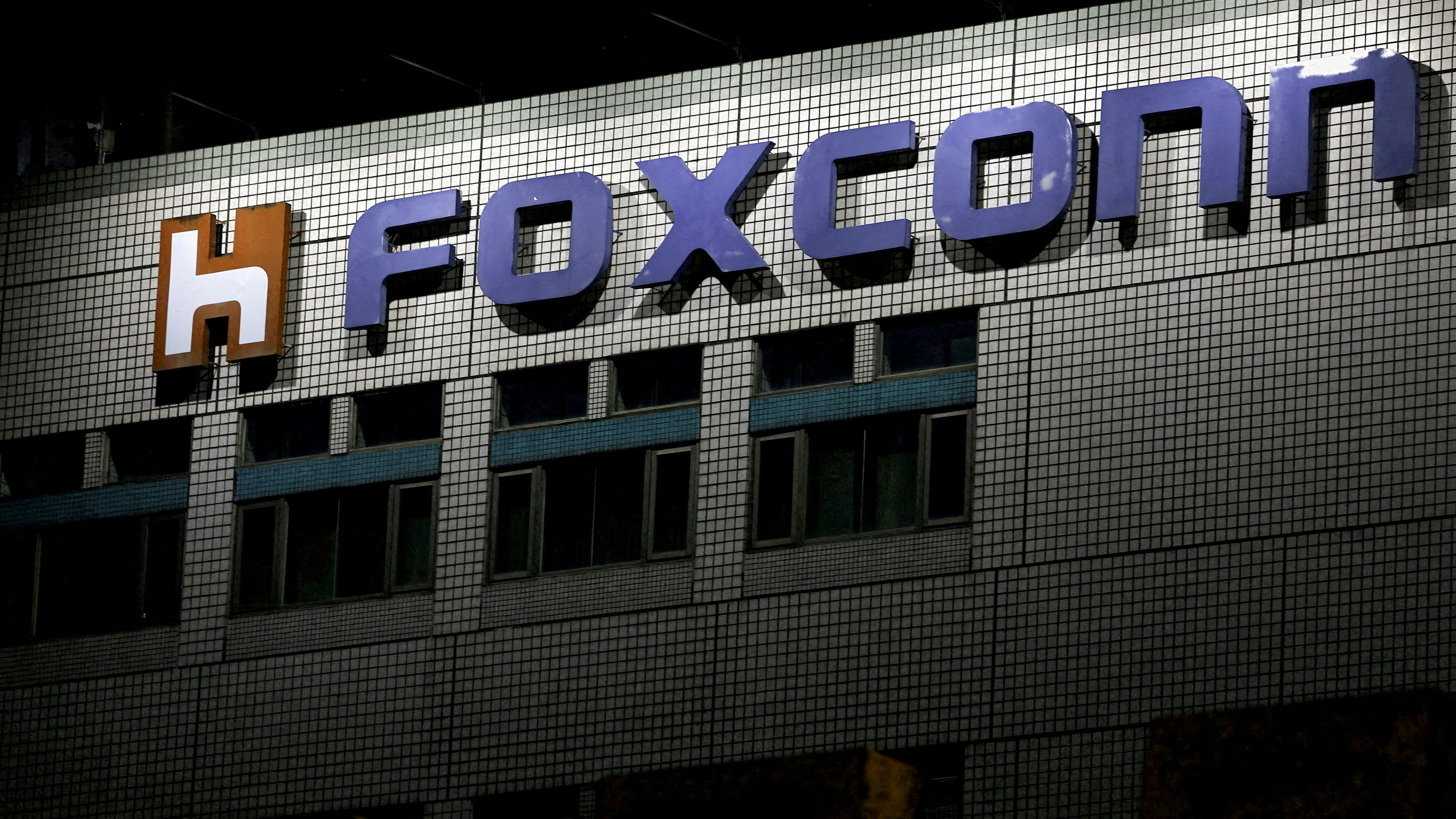  The logo of Foxconn is seen outside a building in Taipei, Taiwan November 10, 2022. Credit: Reuters Photo