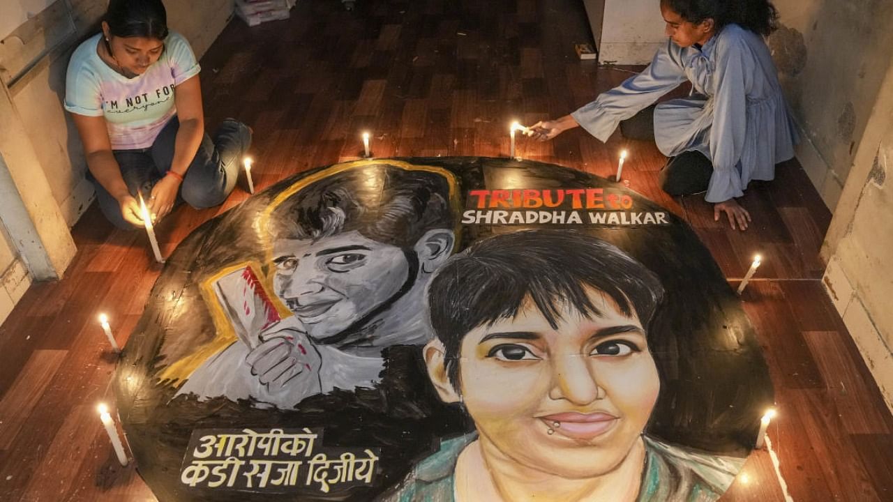 Students from a Mumbai art school pay tribute to Shraddha Walker. Credit: PTI Photo