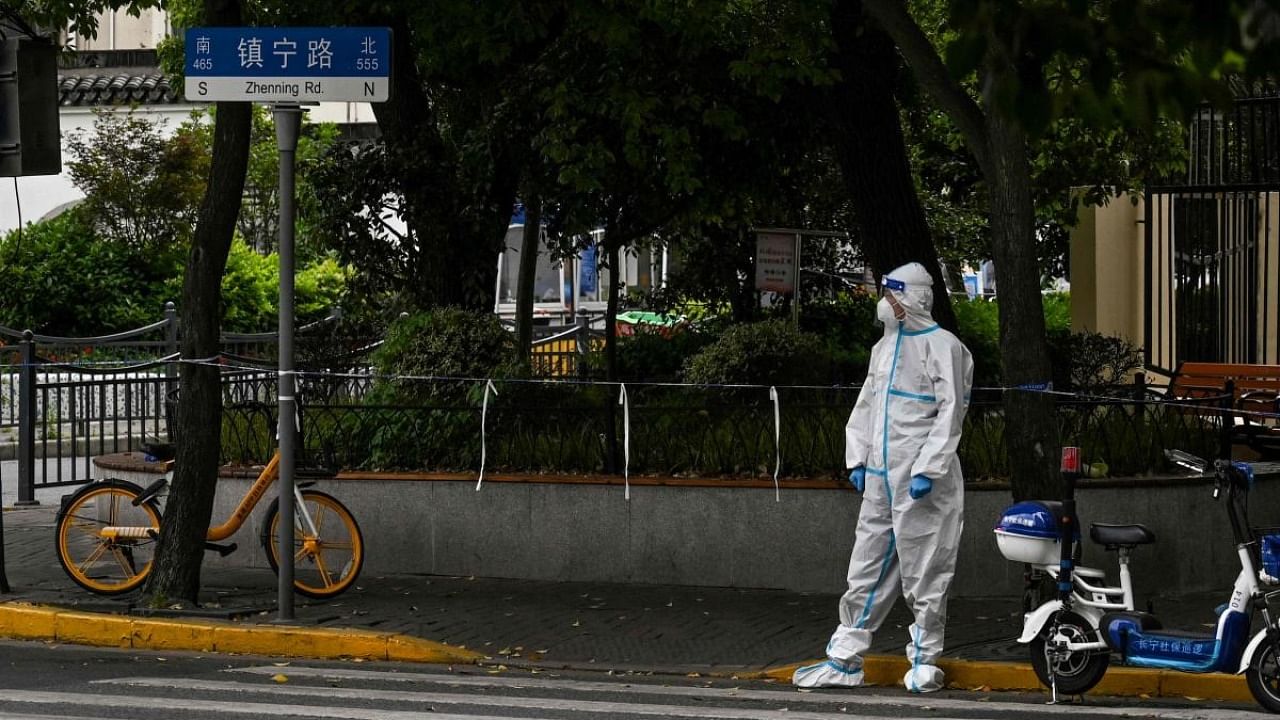 Right before drastically easing its stringent Covid-19 prevention measures earlier this month, China has pushed to speed up vaccinations for those aged above 60 years. Credit: AFP Photo