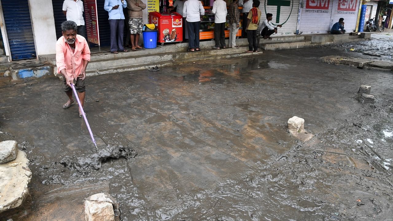 Curiously, a majority of the works, each costing Rs 1-2 crore, concerned improving drains. Credit: DH File Photo