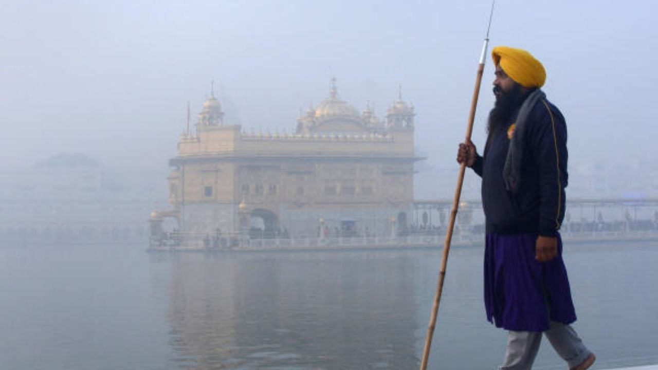 <div class="paragraphs"><p>In Punjab, Amritsar recorded a minimum temperature of 9.9 degrees Celsius.</p></div>