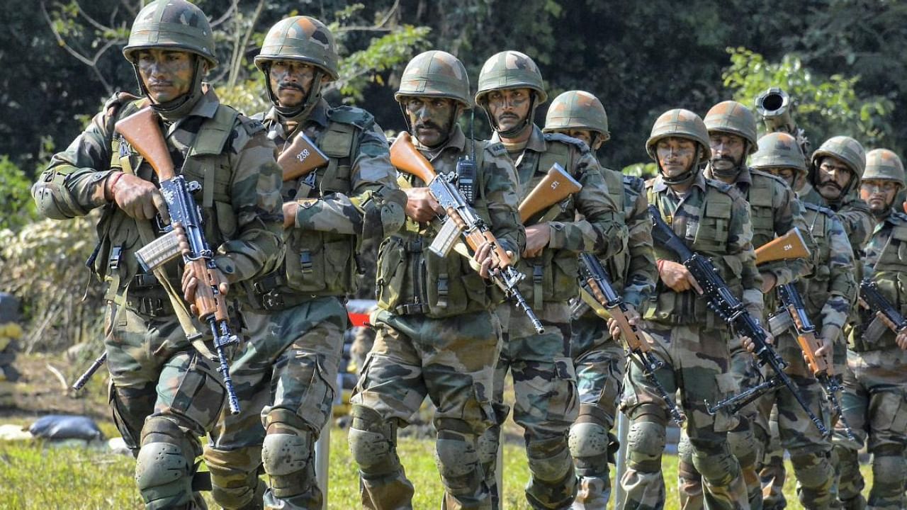 <div class="paragraphs"><p>File photo of Indian army personnel  close to LAC in  Arunachal Pradesh. (Representative image)</p></div>