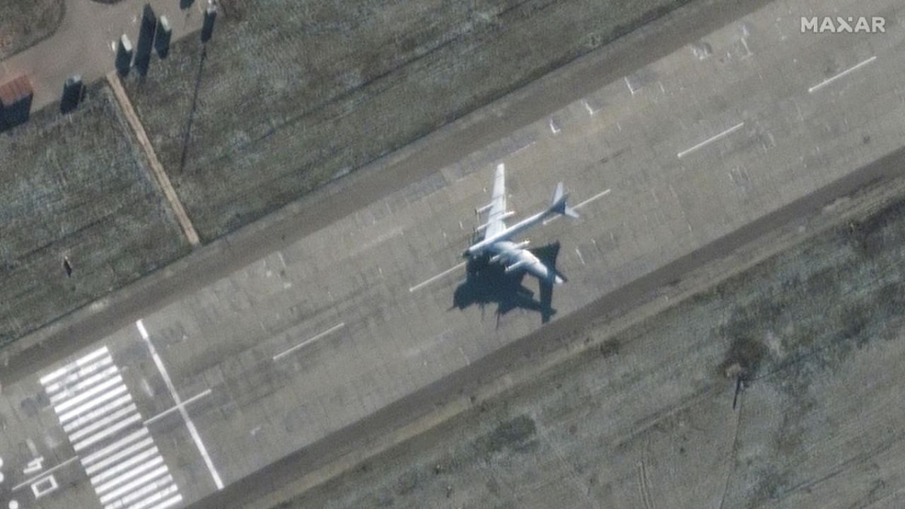 A satellite image shows a bomber preparing to take off at Engels Air Base in Saratov, Russia. Credit: Reuters photo/Maxar