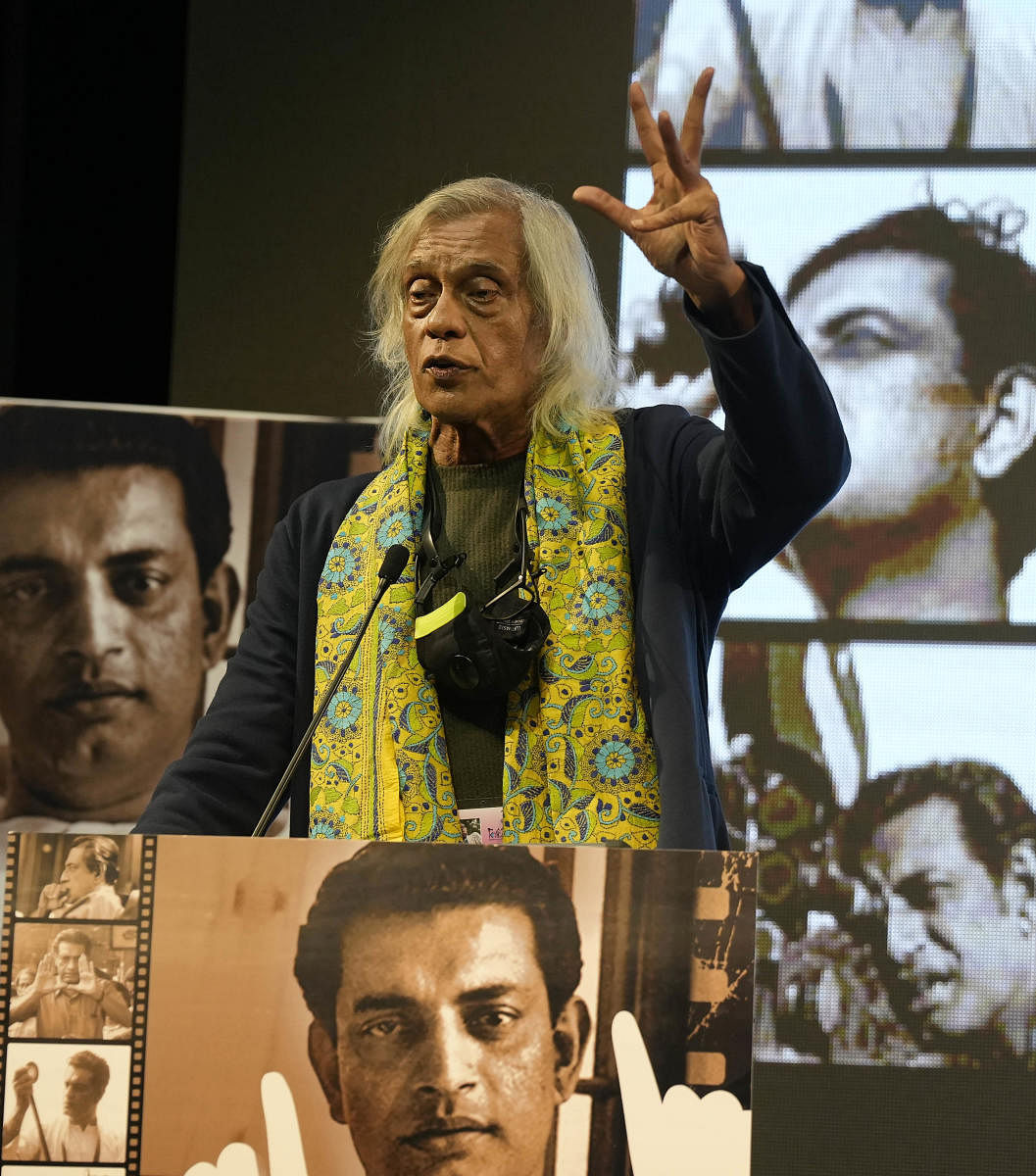 Filmmaker Sudhir Mishra during his Satyajit Ray Memorial lecture at the Kolkata International Film Festival. PTI