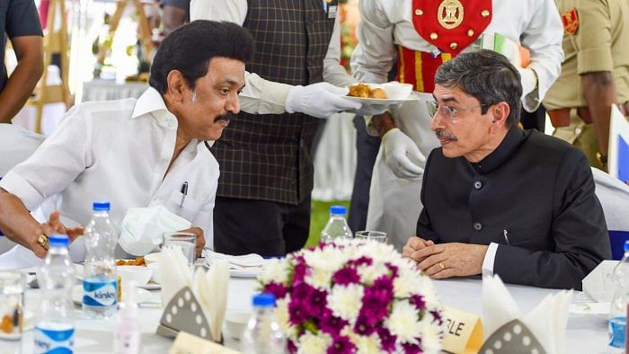 Tamil Nadu Governor R N Ravi (R) with Tamil Nadu Chief Minister M K Stalin. Credit: PTI File Photo