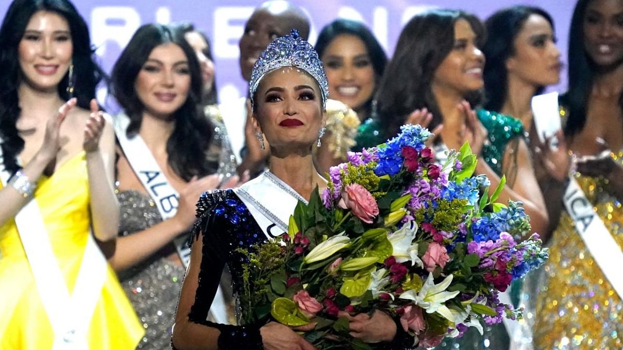 Miss USA R'Bonney Gabriel (C) celebrates after winning the 71st Miss Universe competition. Credit: AFP Photo