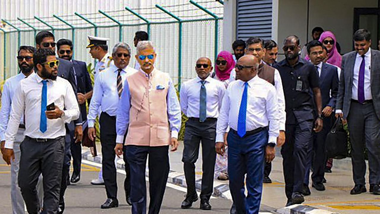 EAM S Jaishankar being received by Foreign Minister of Maldives Abdulla Shahid upon his arrival, in Maldives. Credit: PTI Photo