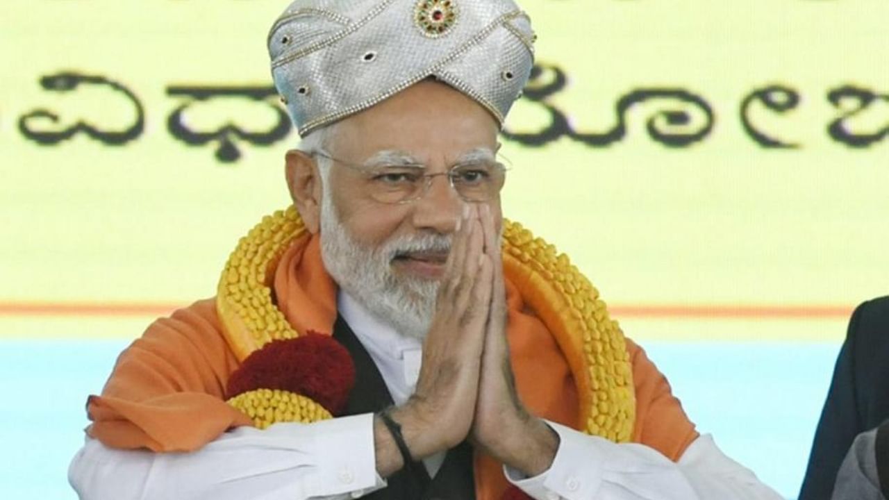 Prime Minister Narendra Modi in Karnataka. Credit: PTI Photo