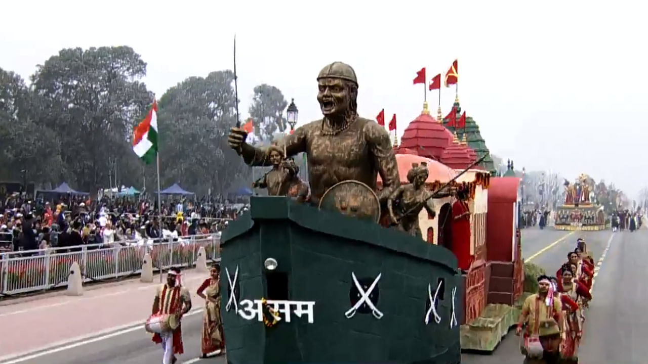 Tableau of Assam with Bihu dance performance at Republic Day parade. Credit: Twitter/@DDNewslive