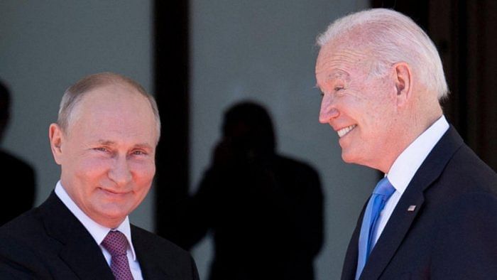 Russian President Vladimir Putin (L) and US President Joe Biden. Credit: AFP Photo