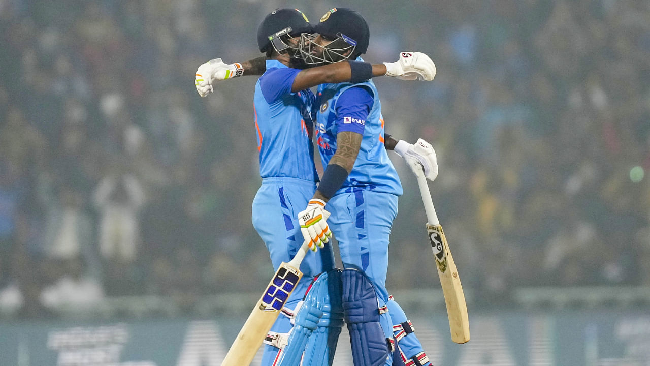 Indian players Hardik Pandya and Suryakumar Yadav celebrate the victory over New Zealand during the 2nd T20 cricket match between India and New Zealand. Credit: PTI Photo