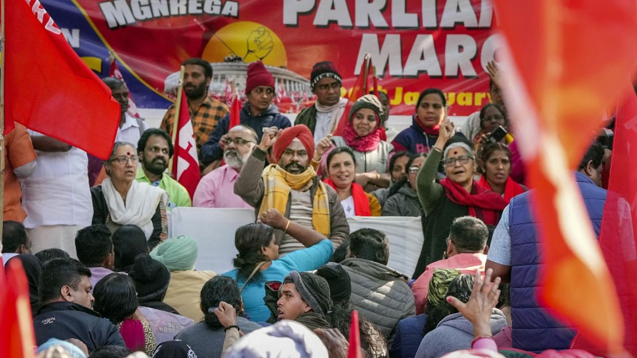  AITUC members and supporters during a protest at Jantar Mantar, in New Delhi. Credit: PTI File Photo