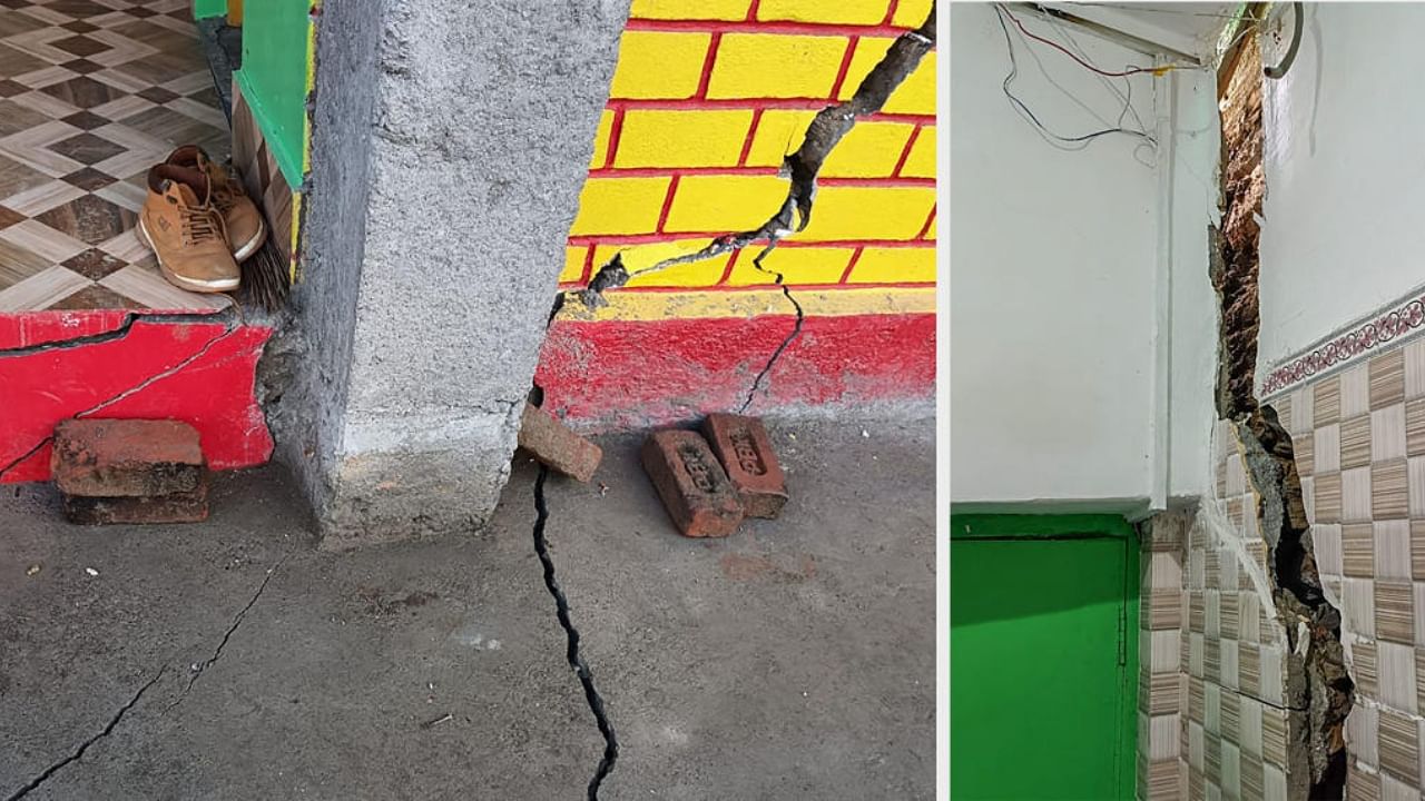 Houses develop cracks in J-K's Doda. Credit: PTI Photo