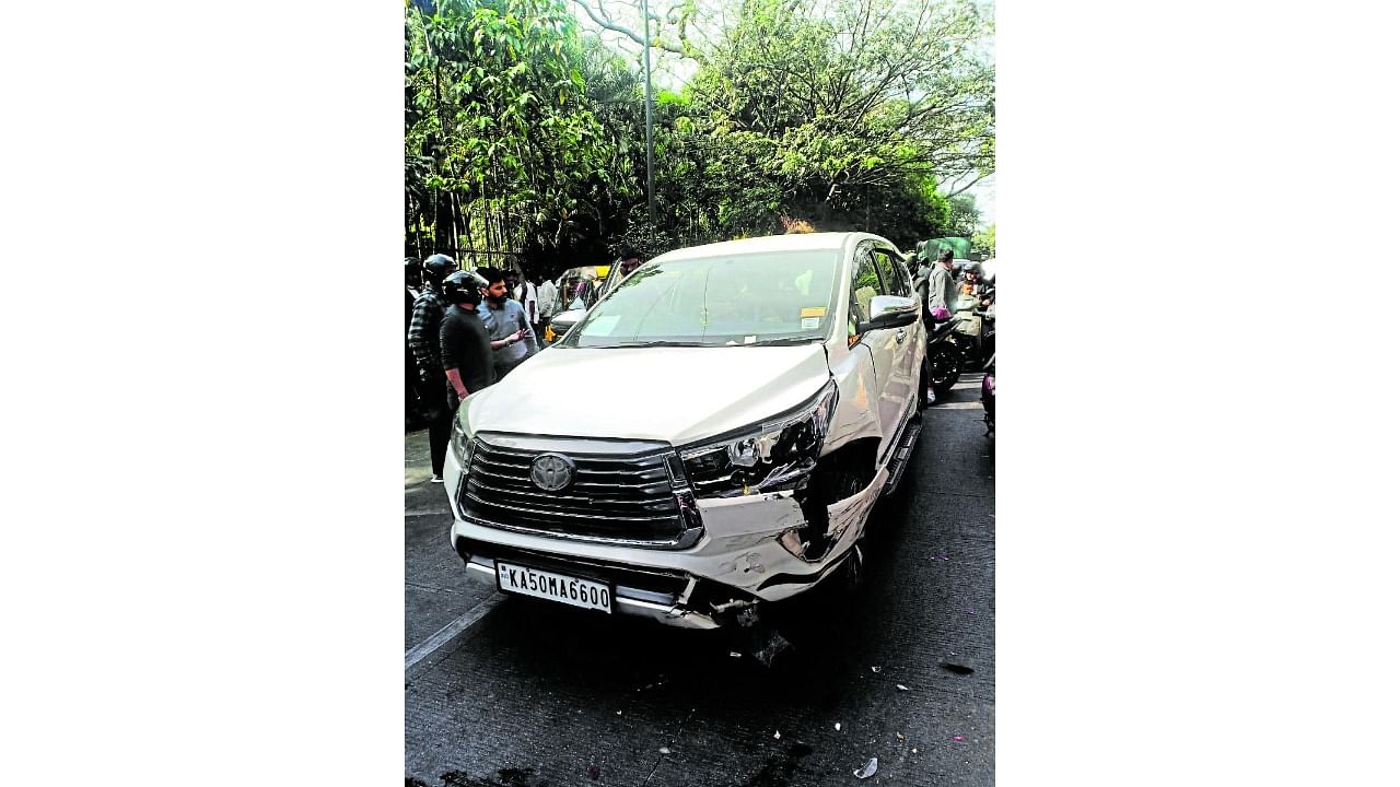 The SUV that hit several vehicles on Nrupathunga Road in central Bengaluru on Monday. Credit: Special Arrangement