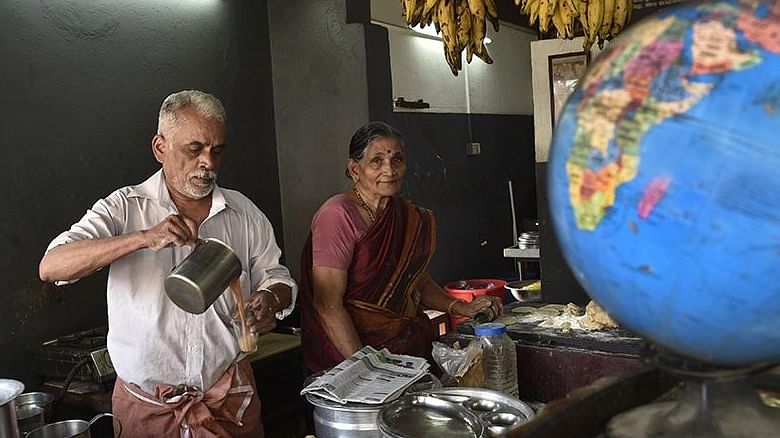 Vijayan and Mohana at their tea shop in Kochi. Credit: Special Arrangement