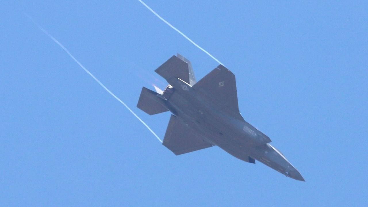 US Army's F-35 aircraft displays a manoeuvre during the 2nd day of Aero India 2023, at Yelahanka Air Base in Bengaluru. Credit: IANS Photo