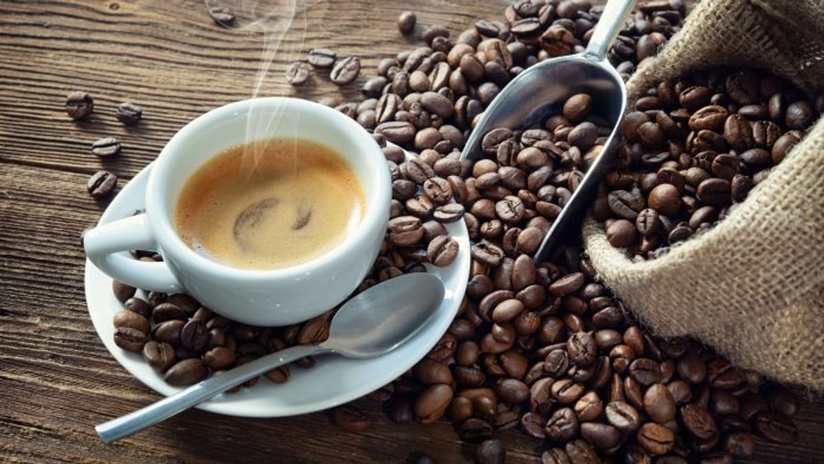 Coffee trumps economic crisis as Tim Hortons opens in Pakistan