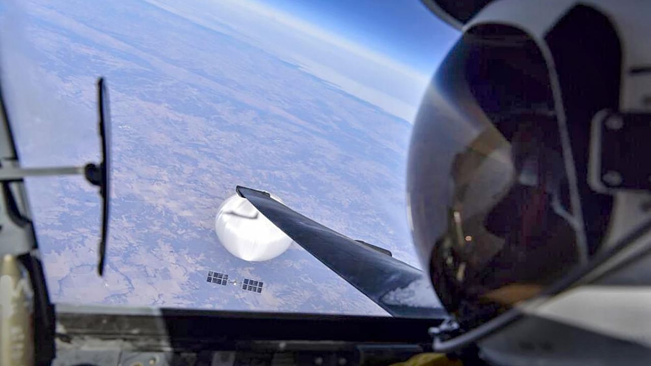 A USAF pilot looks down at suspected Chinese surveillance balloon. Credit: PTI Photo