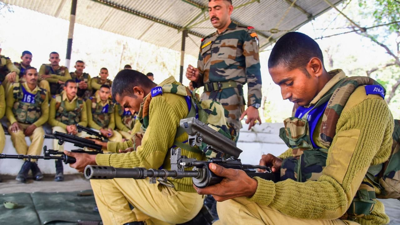 First batch soldiers recruited under the Agnipath scheme of the Indian Armed forces undergo weapon training at the Grenadiers Regimental Centre, in Jabalpur. Credit: PTI File Photo