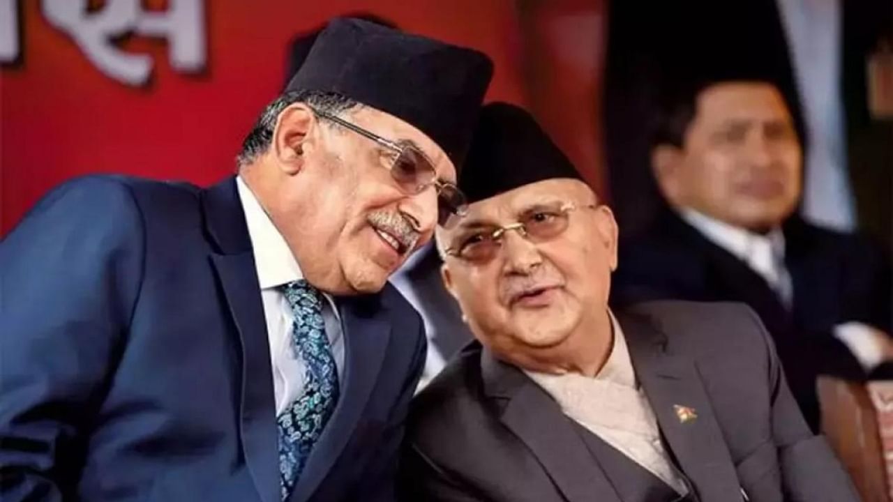 Pushpa Kamal Dahal (L) and KP Sharma Oli. Credit: IANS Photo