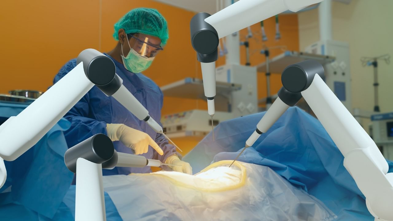 Bengaluru hospitals use imported robotic surgery equipment, which costs close to Rs 20 crore. Credit: iStock Photo