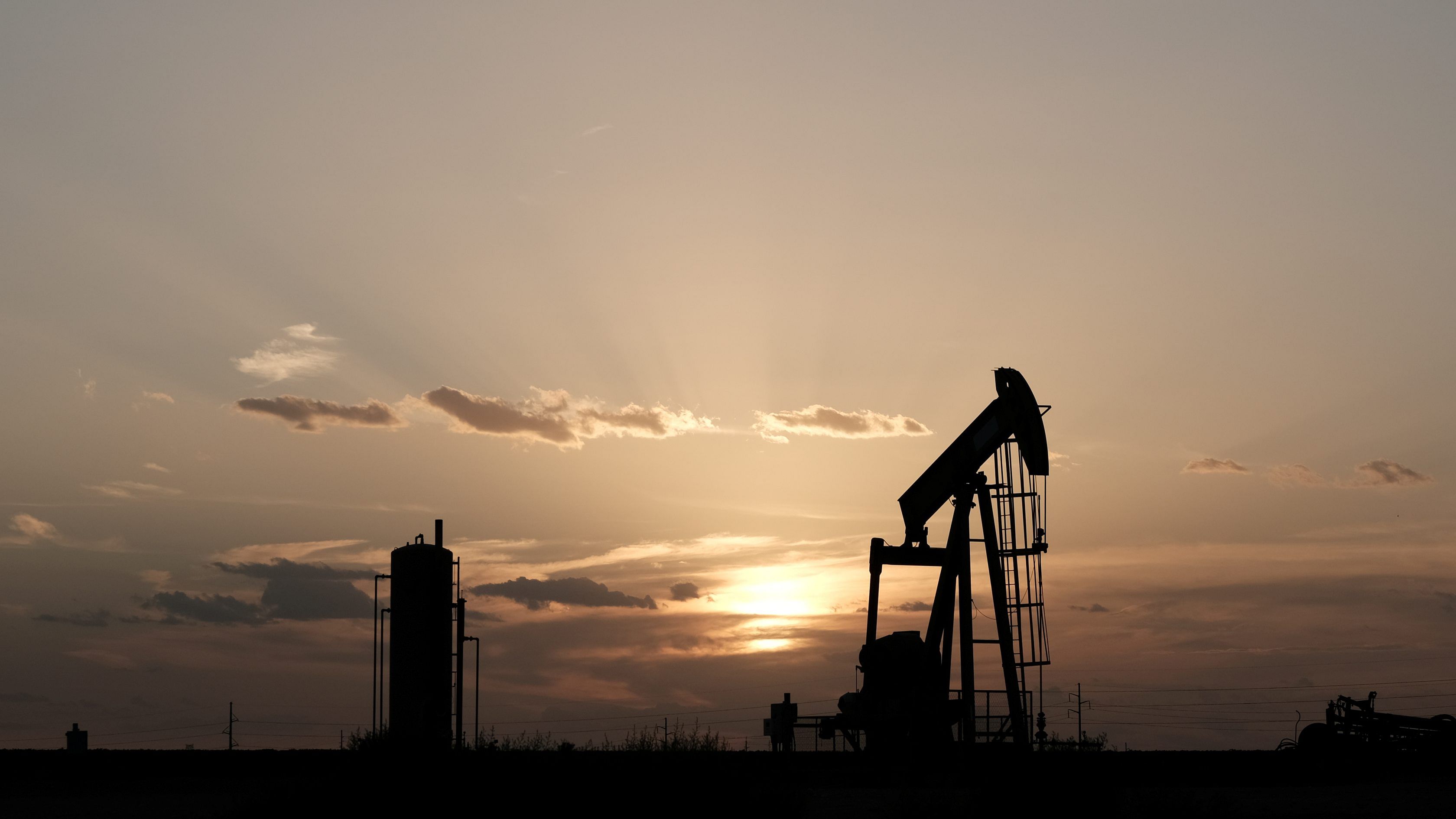 Helping to put a floor on prices, distillate inventories, which include diesel and heating oil, were expected to have decreased by about 500,000 barrels last week. Credit: Reuters Photo