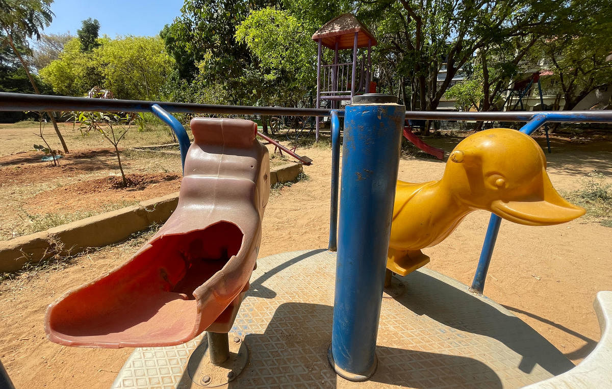 A BBMP playground in RBI Layout, 11th main road, JP Nagar 7th phase, has had a broken children’s play area for over four years now. DH Photo by Pushkar V