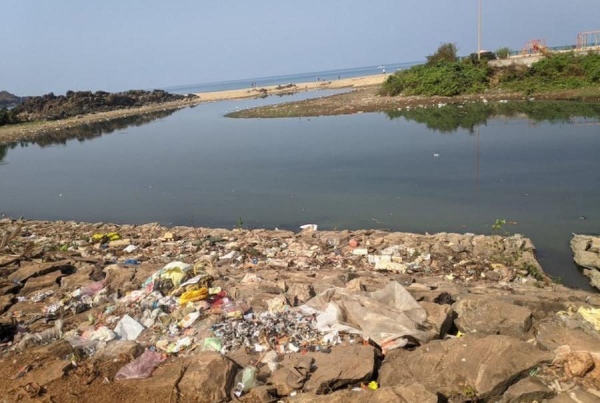 Garbage and sewage joining the sea at Gokarna. Credit: Special Arrangement