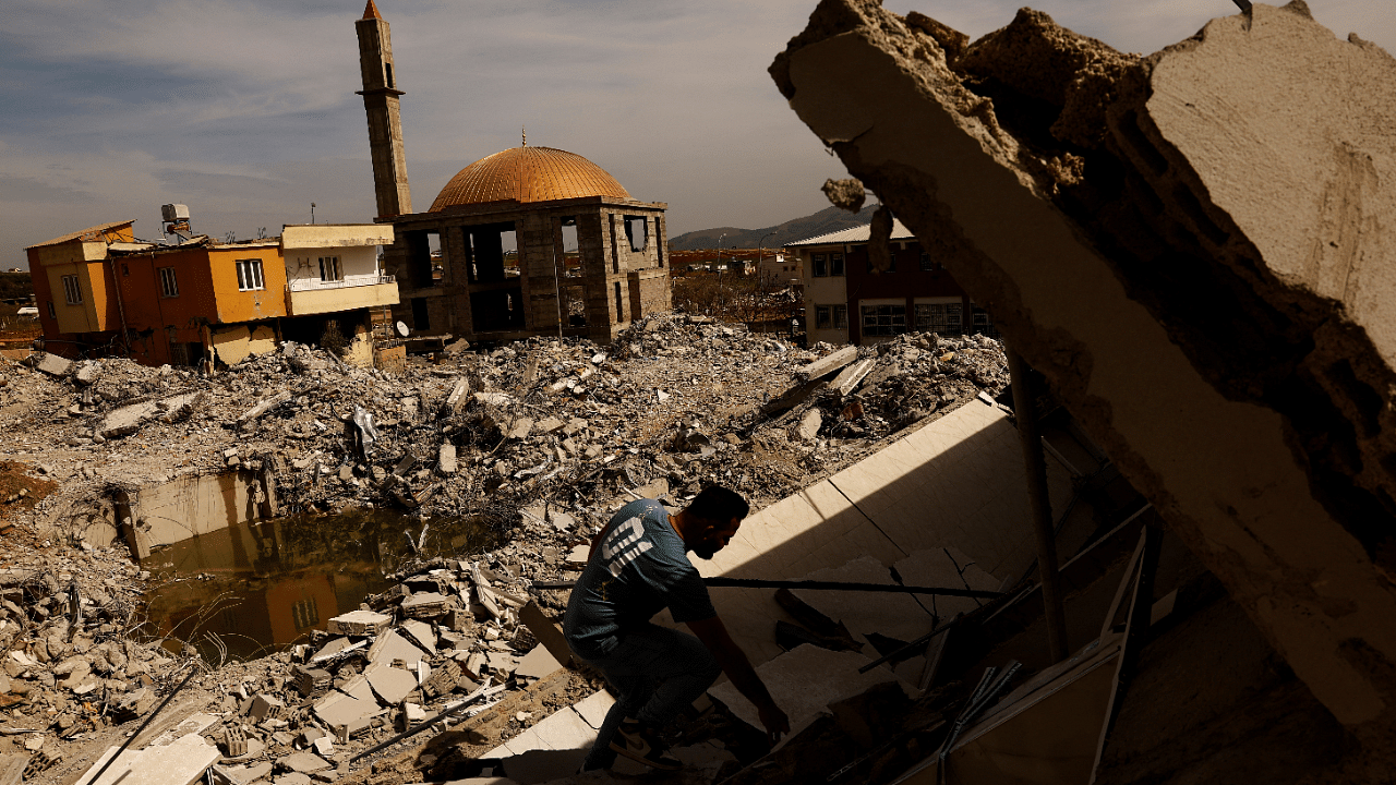 Aftermath of the deadly earthquake in Nurdagi. Credit: Reuters Photo