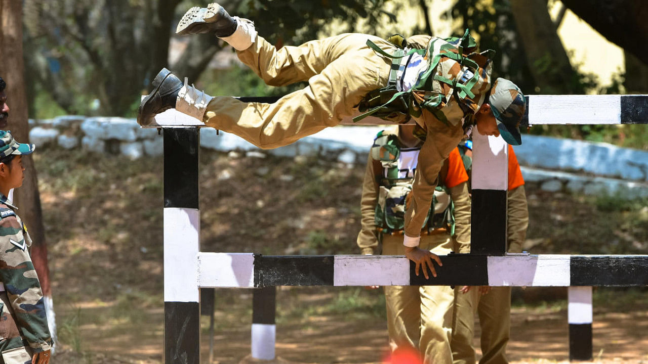 First Batch of Agniveer Women under the new Agnipath Scheme getting training at Corps of Military Police Center and School. Credit: DH Photo