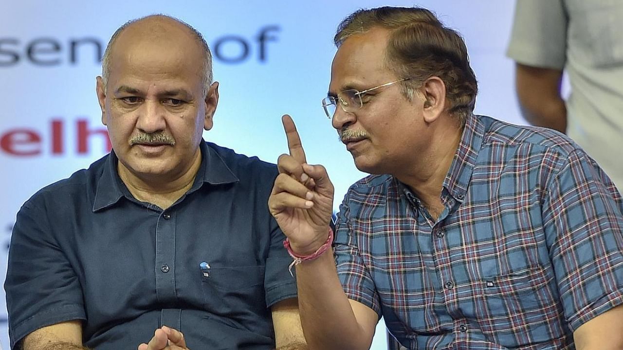 Manish Sisodia (L) and Satyendar Jain. Credit: PTI File Photo