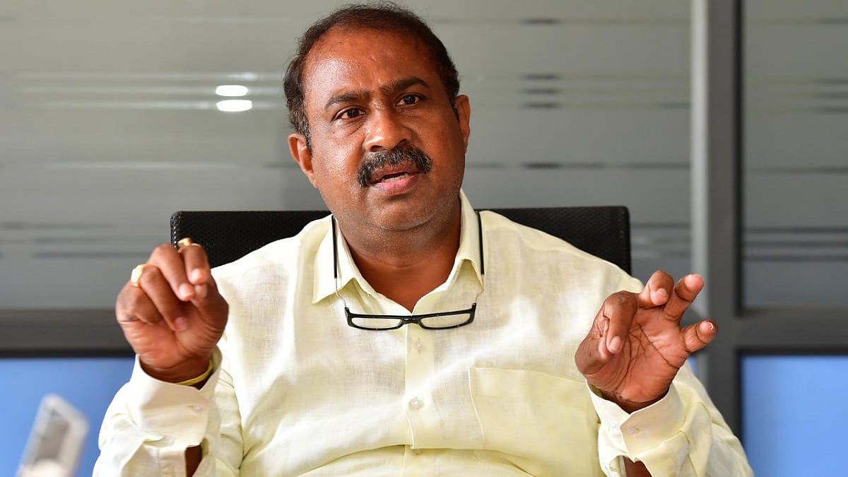 Film producer Umapathi Srinivas Gowda accused MLA Reddy of land grabbing