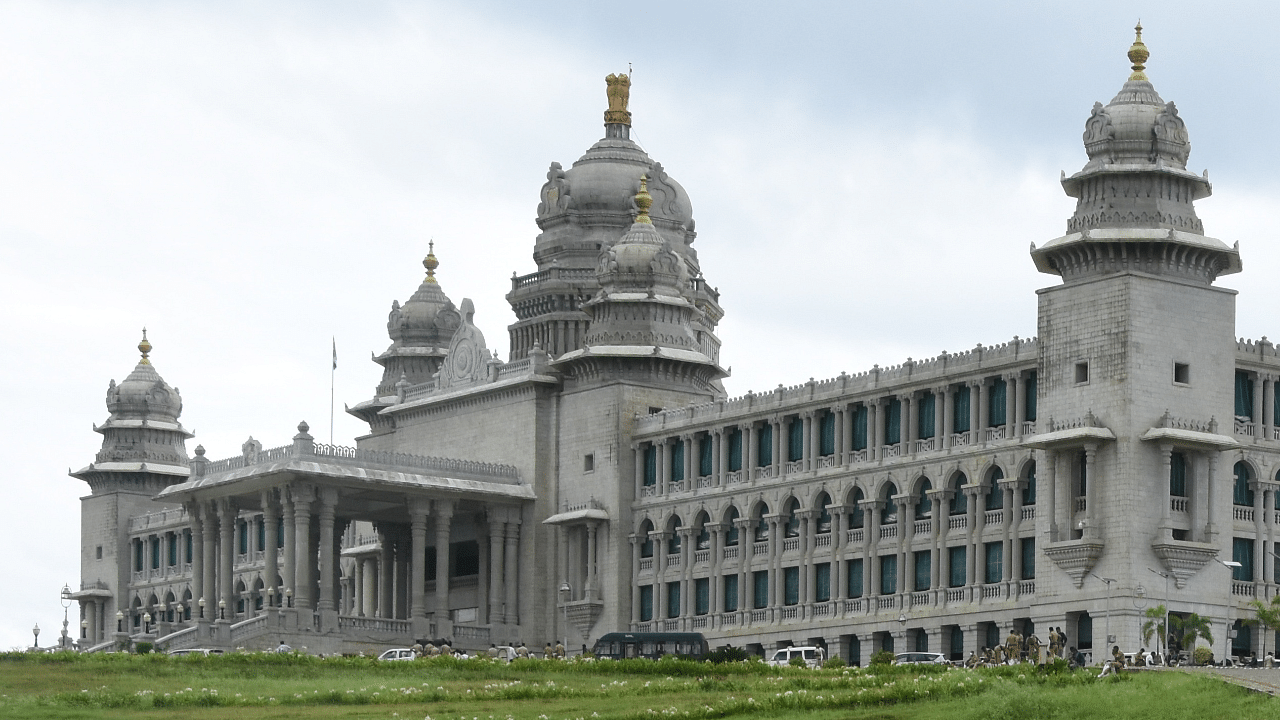 Despite the live telecast of the legislature sessions, as many as 1.10 lakh public witnessed the same in person, in the last three years. Credit: DH Photo