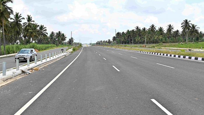 Mysuru-Bengaluru expressway. Credit: DH Photo