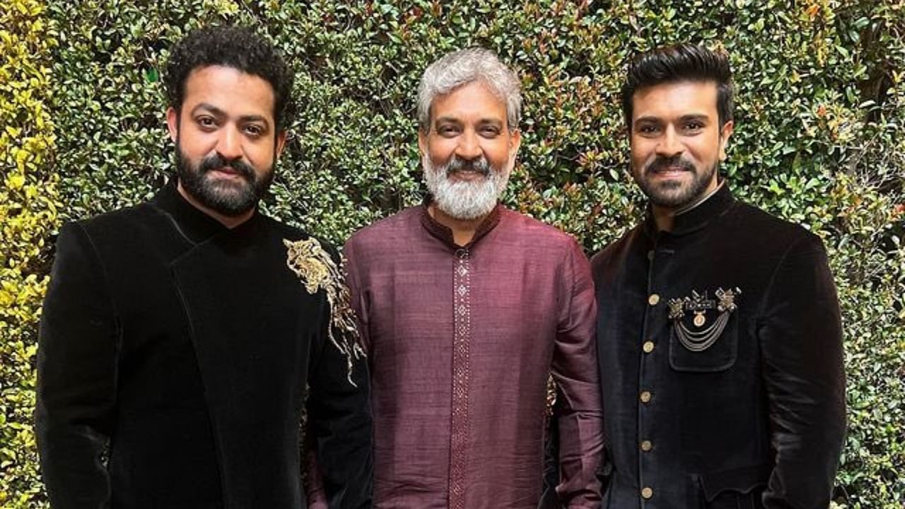 (From L-R) Jr NTR, S S Rajamouli and Ram Charan. Credit: Twitter/@AlwaysRamCharan