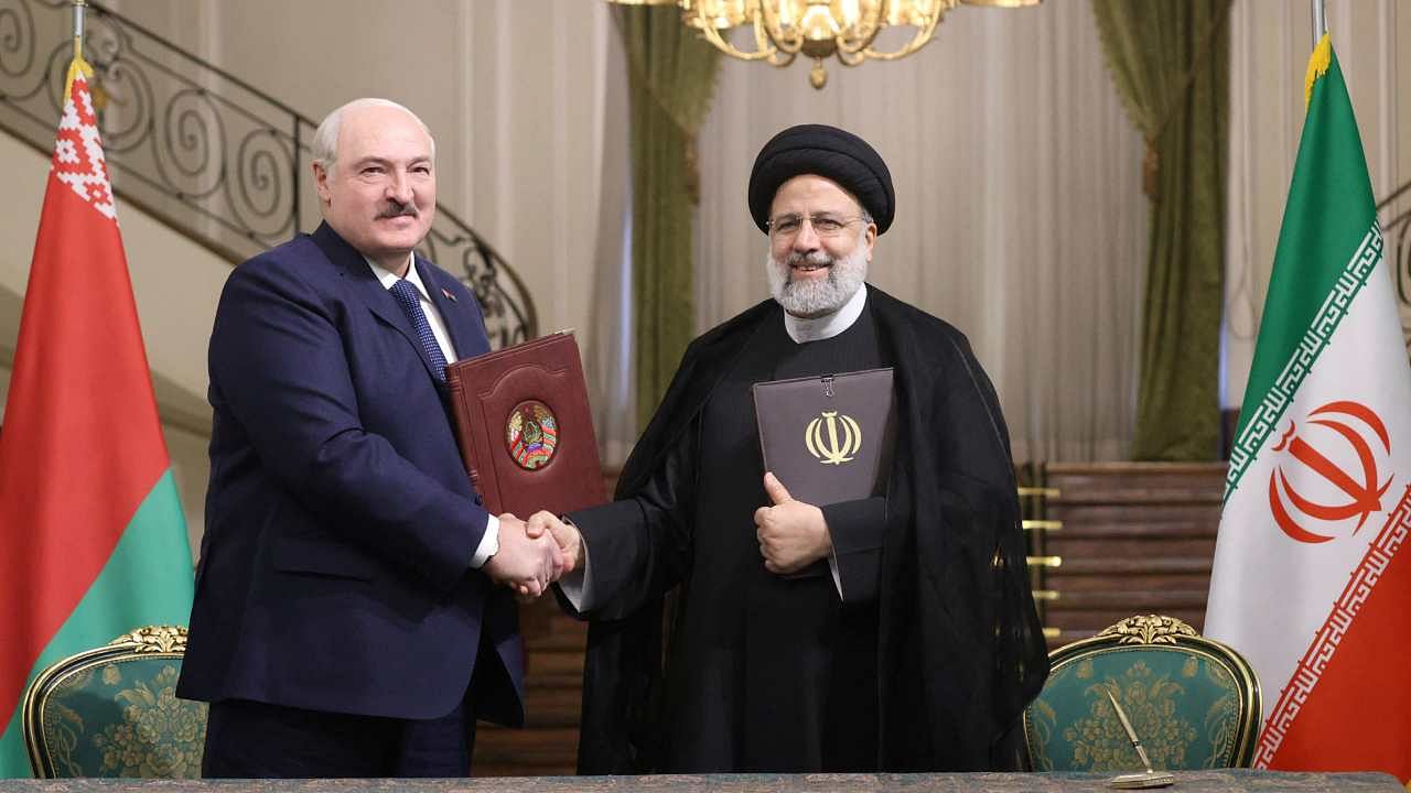 Iranian President Ebrahim Raisi and Belarus President Alexander Lukashenko attend a ceremony to sign a memorandum of understanding in Tehran, Iran. Credit: Reuters Photo