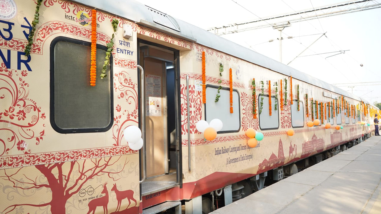 The Bharat Gaurav train. Credit: Twitter/IRCTCofficial