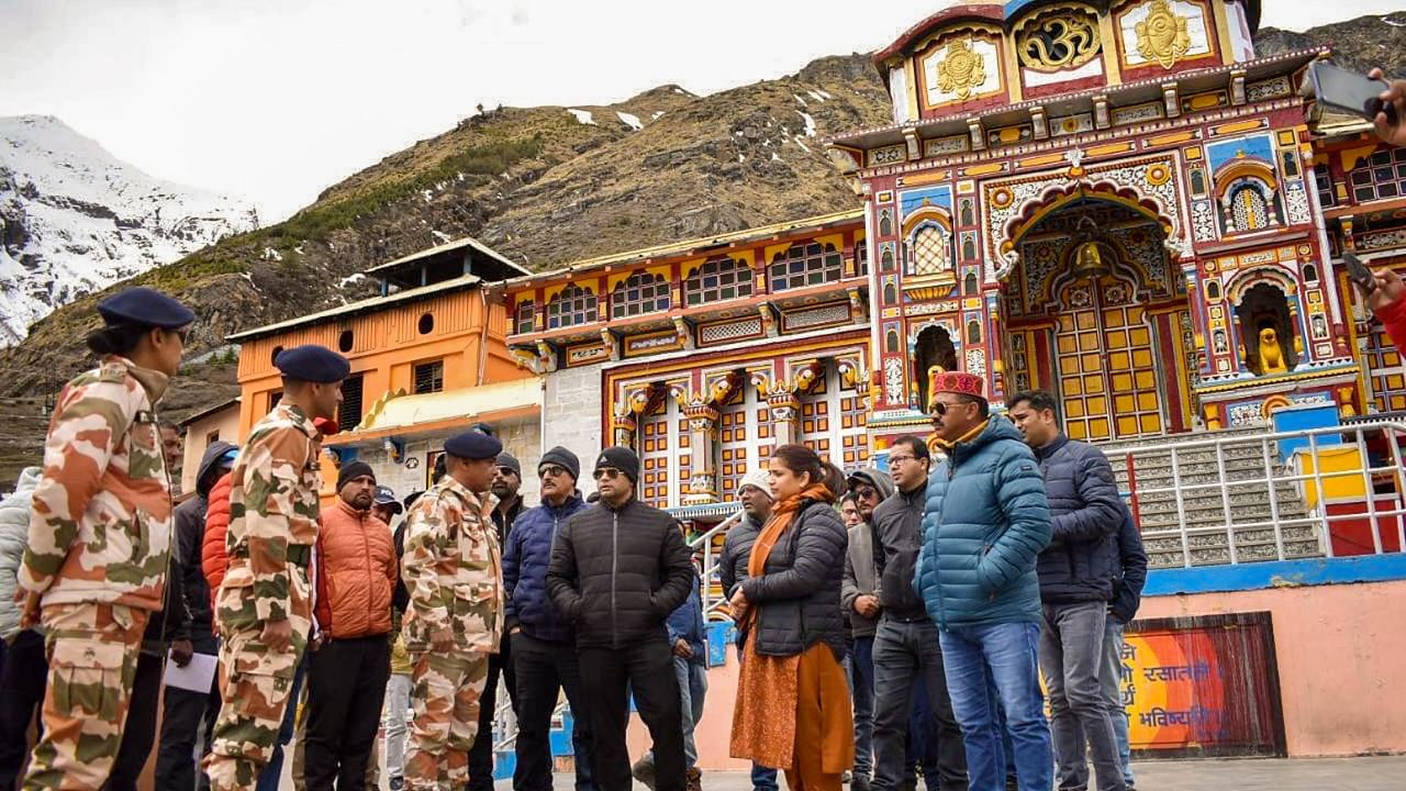 Chamoli District Magistrate Himanshu Khurana inspects the Badrinath temple ahead of the Chardham Yatra, in Badrinath, Friday, March 24, 2023. Credit: PTI Photo