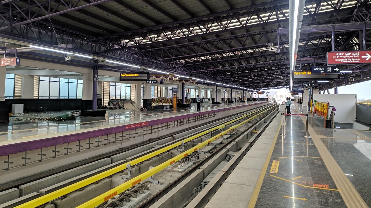 Bangalore Metro Rail Corporation Limited (BMRCL) hopes 1.5 lakh people will travel by the Whitefield metro every day. Credit: DH Photo