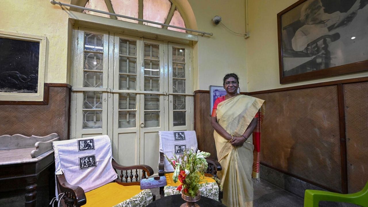 President Droupadi Murmu at 'Jorasanko Thakurbari', the ancestral house of Nobel Laureate Rabindranath Tagore, in Kolkata. Credit: PTI Photo