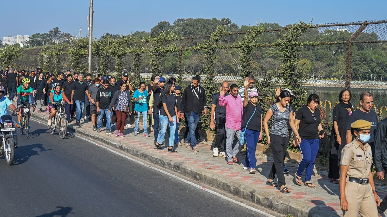 Bengaluru citizens participate in ‘Walk to save Sankey’, Feb 19, 2023. Credit: DH File Photo