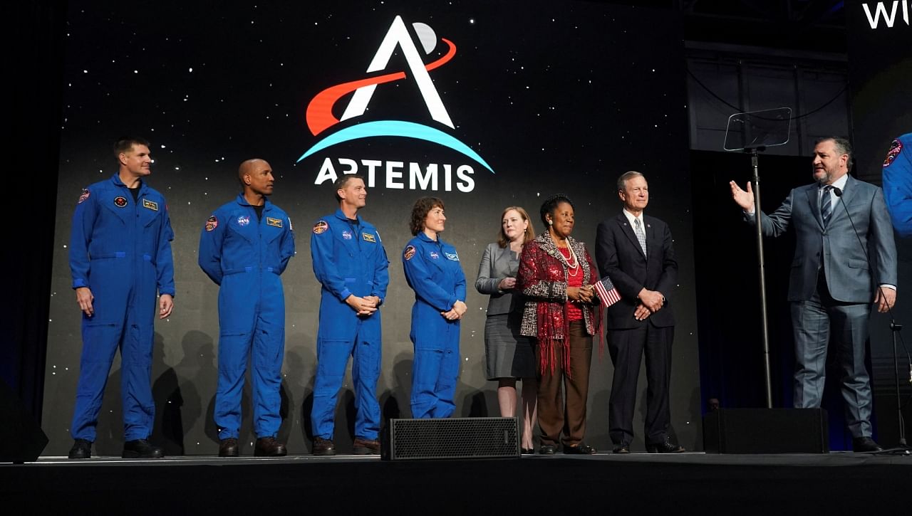US Senator Ted Cruz speaks while standing next to the crew of the Artemis II space mission to the moon and back during an event of NASA in Houston, Texas. Credit: Reuters Photo