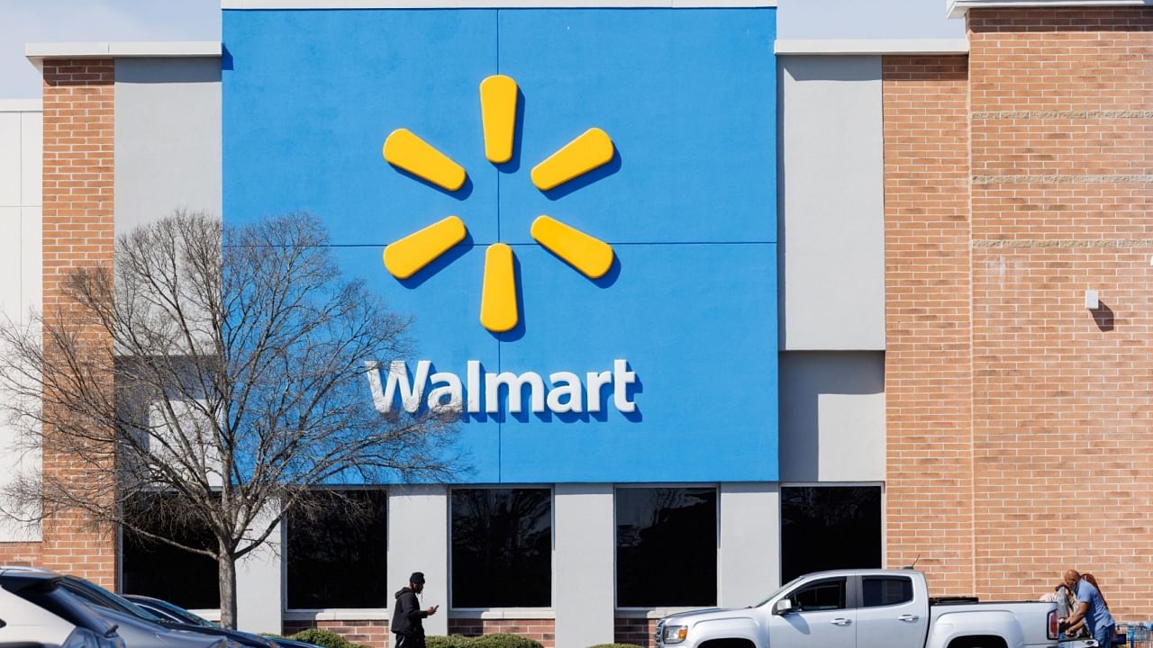 Walmart is also growing in some areas as it adjusts its stores and fulfillment centers to handle more online orders. Credit: Bloomberg