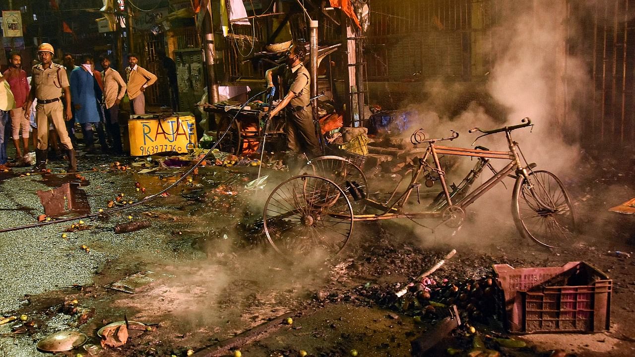 Clash in Howrah. Credit: PTI Photo