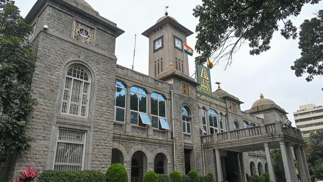 Bruhat Bengaluru Mahanagara Palike head office in Bengaluru. Credit: DH Photo 