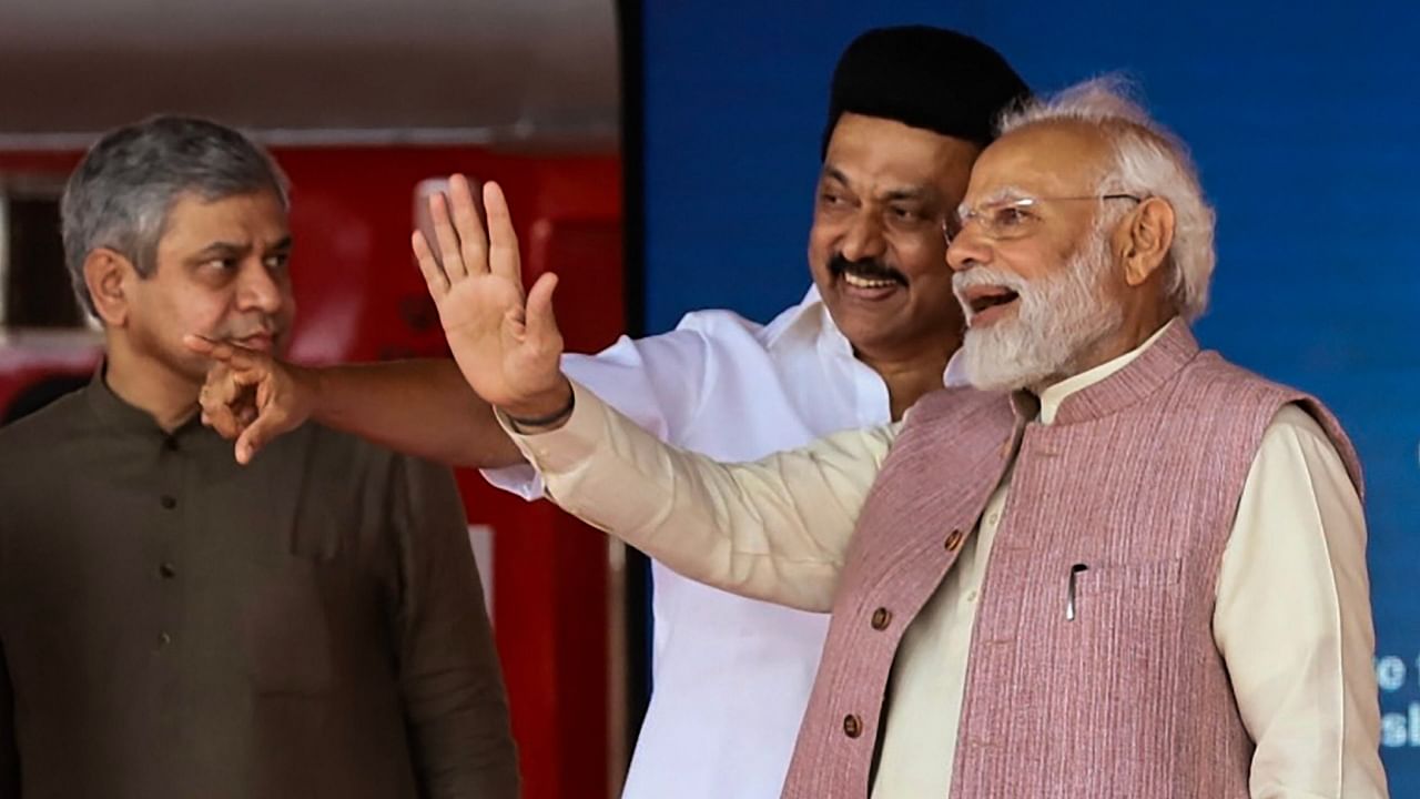 Prime Minister Narendra Modi with Union Railways Minister Ashwini Vaishnaw and Tamil Nadu Chief Minister MK Stalin during the flagging off ceremony of Vande Bharat Express train at Central Railway Station, in Chennai, Saturday, April 8, 2023. Credit: PTI Photo
