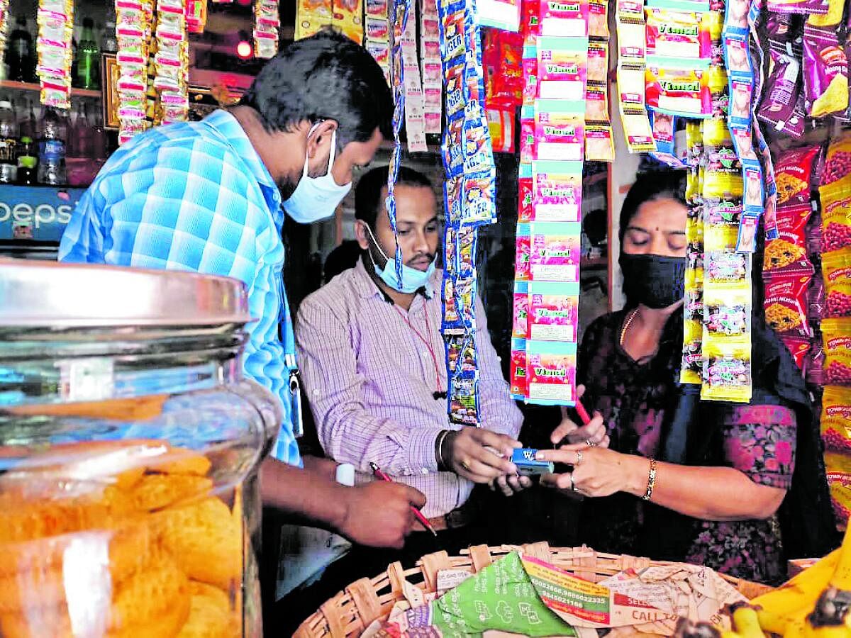 Licensing is expected to control the sale of tobacco products and also reduce the number of outlets in the city. Credit: DH File Photo