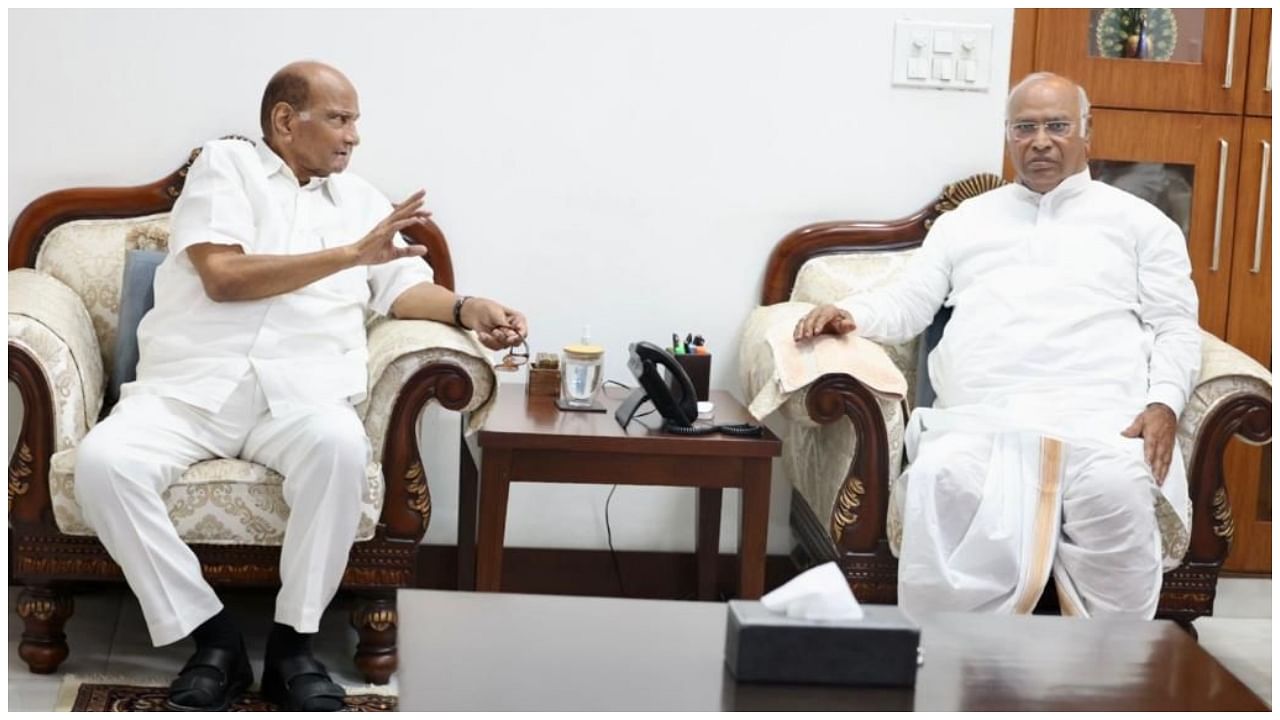 Sharad Pawar meets Mallikarjun Kharge. Credit: Special Arrangements